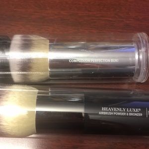 it cosmetics Makeup - It Cosmetics Brush - heavenly skin, Buki, Luxe NEW it cosmetics Makeup - It Cosmetics Brush - heavenly skin, Buki, Luxe NEW